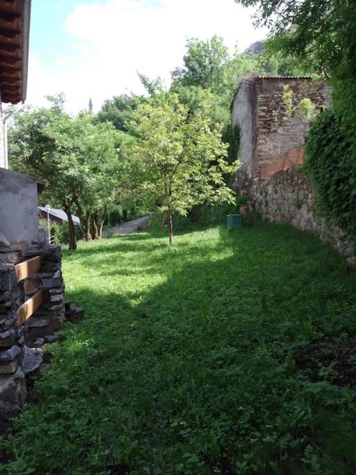 La Borda De Sesue Villa Luaran gambar